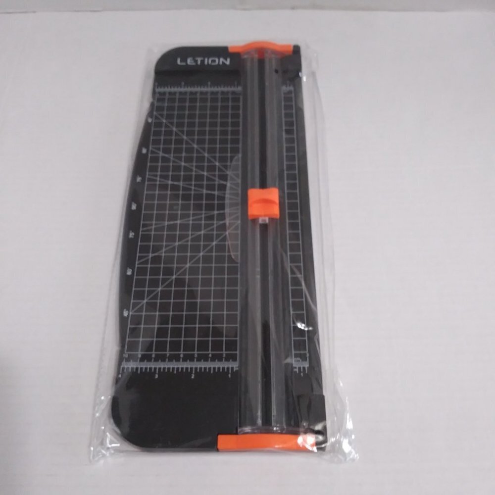 Paper Cutter By Letion - Picture 2 of 6